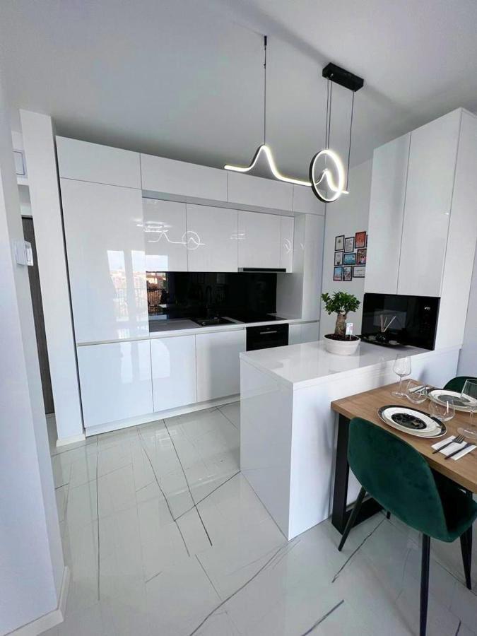 Soho Aparthotel Oradea Bagian luar foto