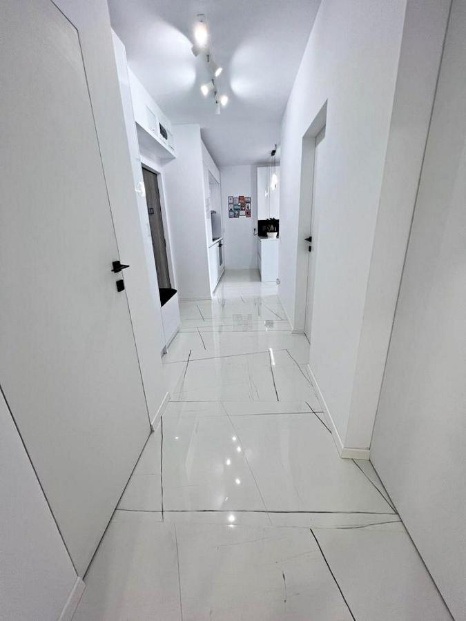 Soho Aparthotel Oradea Bagian luar foto